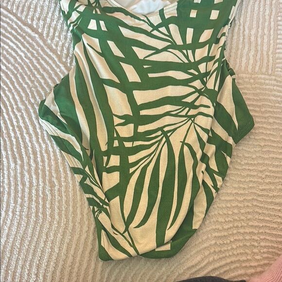 Kate Spade Green Leaf Print One Piece Swimsuit - Picture 5 of 9
